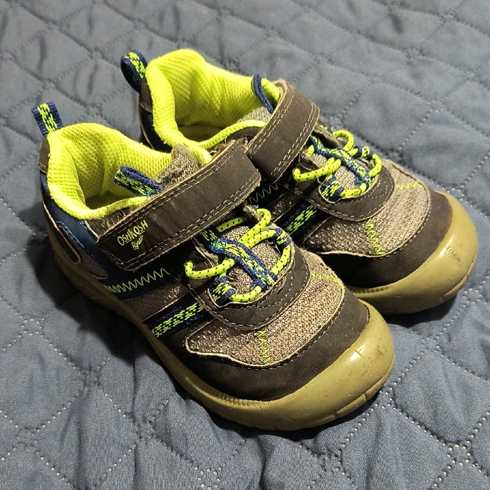 OshKosh B'gosh Kids Sneakers - Navy and Neon Green